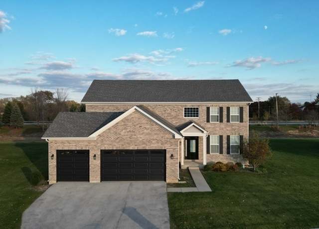 Property at 19723 Oakwood Ave, Lynwood, IL 60411, 4 beds, 2.5 baths