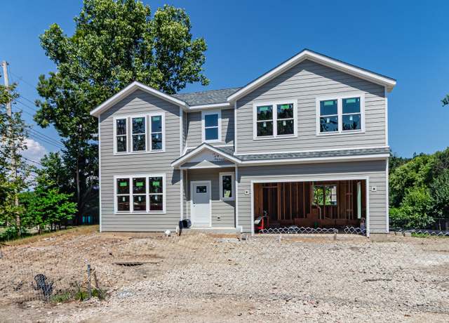 Property at 1061 Green Bay Rd, Lake Bluff, IL 60044, 3 beds, 4.5 baths
