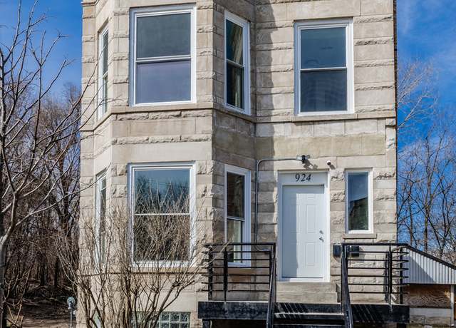 Property at 924 S Springfield Ave, Chicago, IL 60624, 8 beds, 3 baths