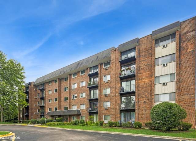 Property at 4721 Saint Joseph Creek Rd Unit 1B, Lisle, IL 60532, 1 bed, 1 bath
