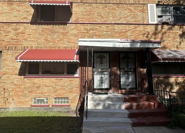 Property at 5042 W Jackson Blvd, Chicago, IL 60644, 2 beds, 1.5 baths