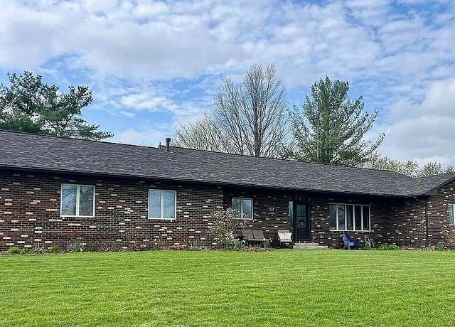 Property at 57 Jibby Ests, Sullivan, IL 61951, 3 beds, 3 baths