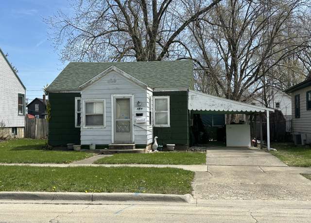 Property at 184 S Forest Ave, Bradley, IL 60915, 2 beds, 1 bath