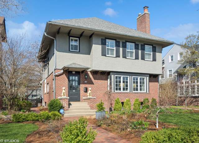 Property at 321 N East Ave, Oak Park, IL 60302, 4 beds, 4 baths