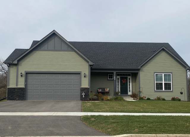 Property at 2113 Bilstone Dr, Lynwood, IL 60411, 3 beds, 2 baths