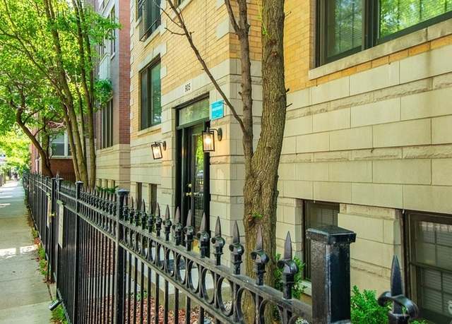 Property at 905 W Lawrence Ave Unit 3E, Chicago, IL 60640