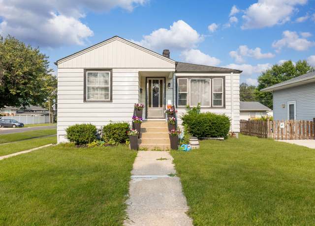 Property at 4536 Oak Park Ave, Forest View, IL 60402, 2 beds, 1 bath