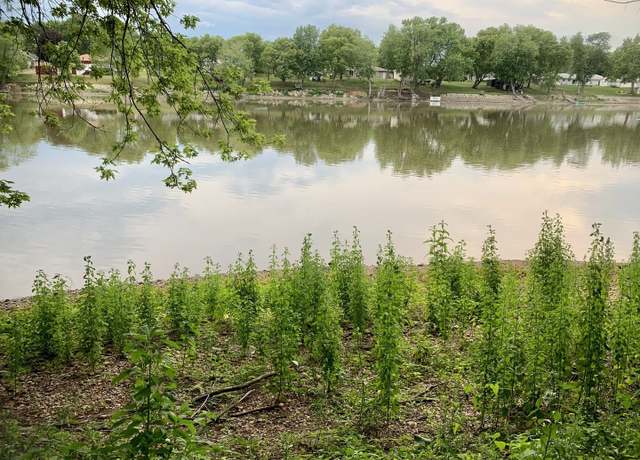 Property at par-1131151003/1036277002 Regan Rd, Rock Falls, IL 61071