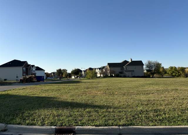 Property at 2261 Cryder Ct, Yorkville, IL 60560