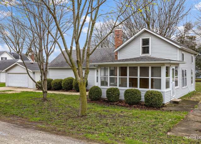 Property at 205 S Liberty St, Maple Park, IL 60151, 2 beds, 1 bath