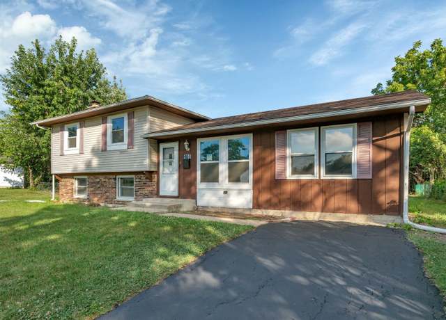 Property at 3708 Tamarind Ln, Hazel Crest, IL 60429, 4 beds, 1.5 baths