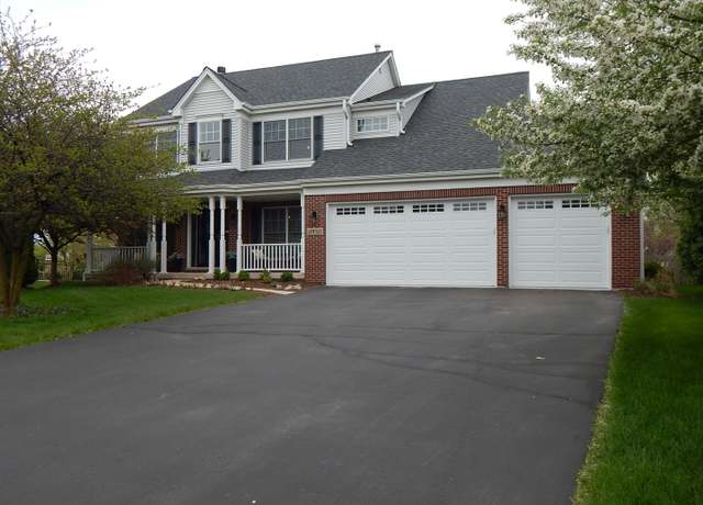 Property at 39W935 Berkshire Ct, Geneva, IL 60134, 4 beds, 3.5 baths