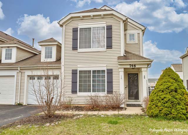 Property at 746 S Providence Ln, Round Lake, IL 60073, 2 beds, 1.5 baths