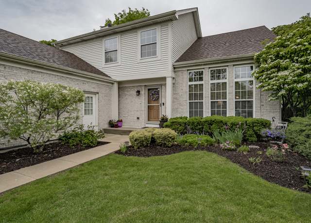 Property at 2693 Barrington Dr, Aurora, IL 60503, 3 beds, 3.5 baths