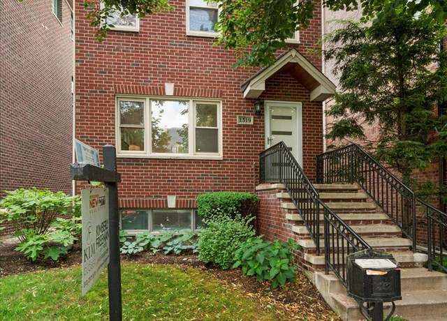Property at 1319 W 32nd Pl, Chicago, IL 60608, 4 beds, 3.5 baths