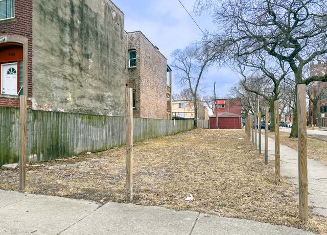 Property at 856 N Avers Ave, Chicago, IL 60651