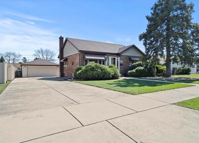 Property at 11007 Major Ave, Chicago Ridge, IL 60415, 3 beds, 2 baths