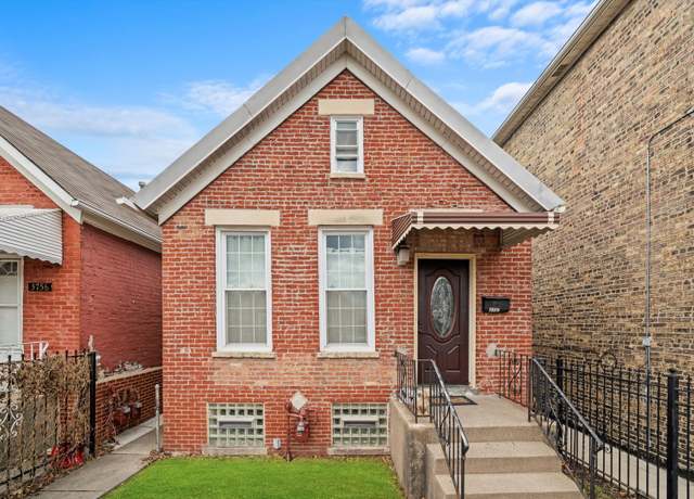 Property at 3752 S Wolcott Ave, Chicago, IL 60609, 2 beds, 2 baths