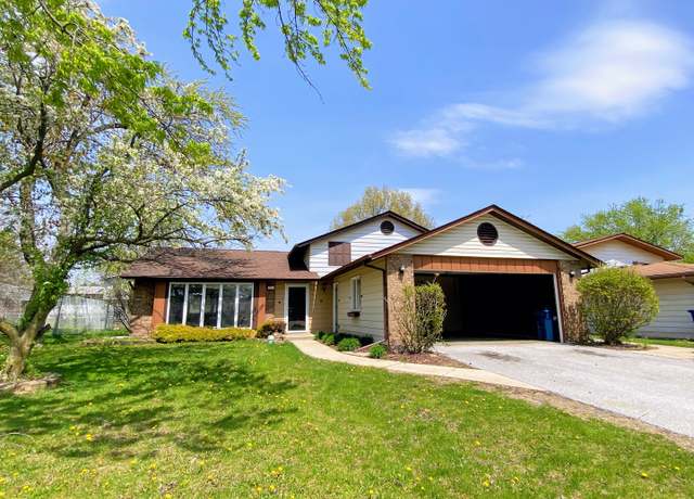 Property at 5210 Arquilla Dr, Richton Park, IL 60471, 3 beds, 2 baths