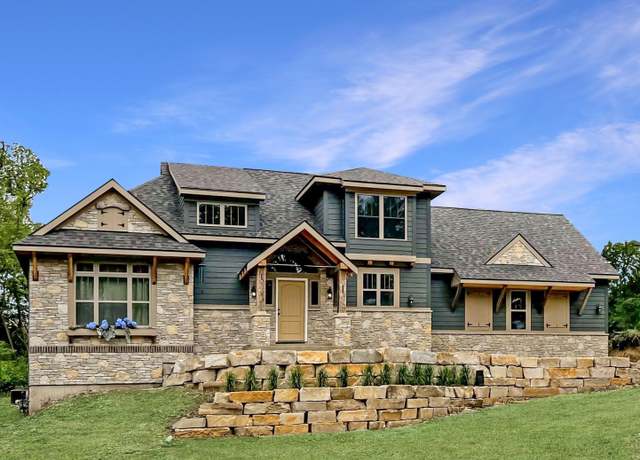 Property at 2619 Sanctuary Ln, Spring Grove, IL 60081, 3 beds, 2.5 baths
