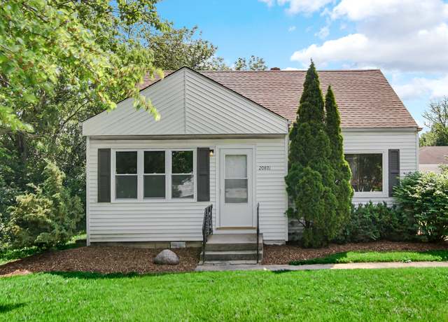 Property at 20801 Western Ave, Chicago Heights, IL 60411, 3 beds, 1.5 baths
