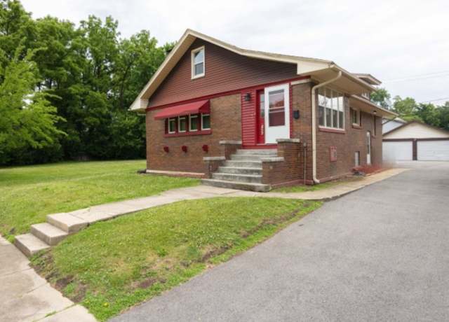 Property at 1400 Newton Ave, Joliet, IL 60433, 4 beds, 3 baths