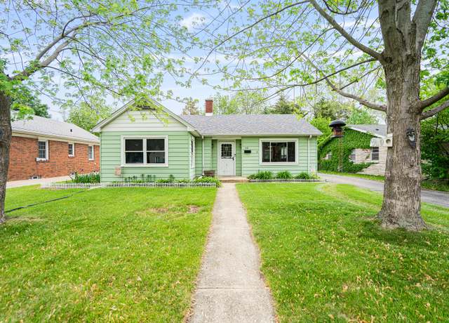 Property at 918 Dawes Ave, Joliet, IL 60435, 2 beds, 1 bath