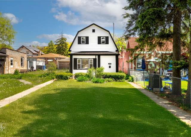 Property at 9607 S Bishop St, Chicago, IL 60643, 2 beds, 1 bath