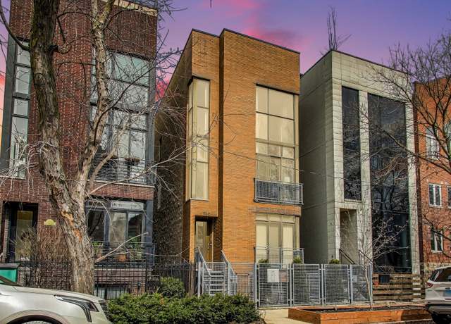 Property at 1720 W Le Moyne St #201, Chicago, IL 60622, 3 beds, 3 baths
