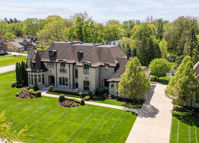 Property at 26w051 W Mohican Dr, Wheaton, IL 60189, 6 beds, 6.5 baths