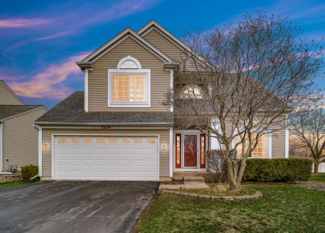 Property at 1524 Knoll Crest Dr, Bartlett, IL 60103, 4 beds, 2.5 baths