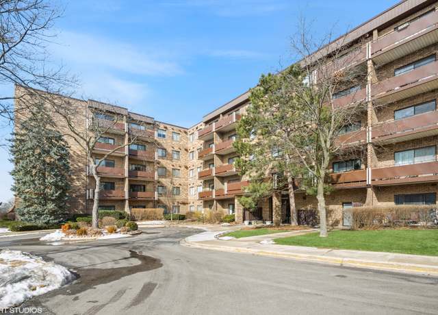 Property at 720 Wellington Ave #516, Elk Grove Village, IL 60007, 2 beds, 2 baths