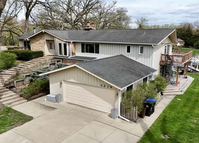 Property at 3214 Cove Ct, Johnsburg, IL 60051, 5 beds, 4 baths