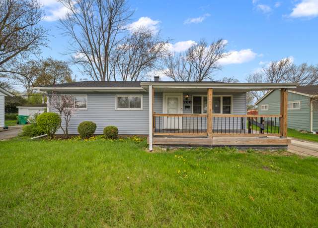 Property at 266 Fletcher Dr, Wheeling, IL 60090, 3 beds, 2 baths
