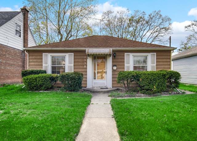 Property at 1538 Forest Ave, Calumet City, IL 60409, 2 beds, 1 bath