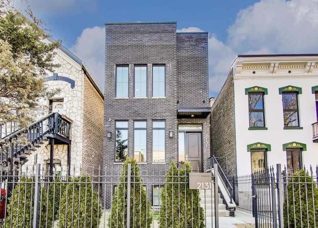 Property at 2131 W Huron St, Chicago, IL 60612, 5 beds, 3.5 baths