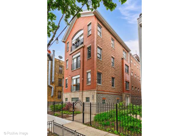 Property at 3918 N Greenview Ave Unit 2E, Chicago, IL 60613, 2 beds, 2 baths