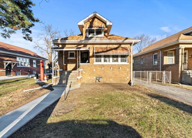 Property at 2017 S 5th Ave, Maywood, IL 60153, 4 beds, 2 baths