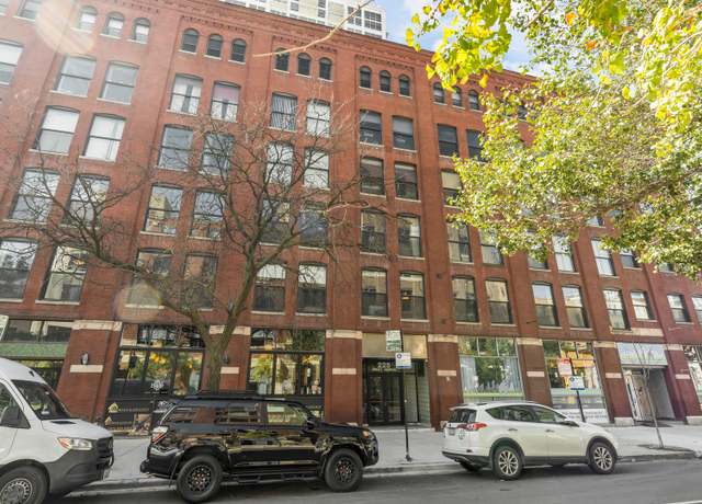 Property at 225 W Huron St #402, Chicago, IL 60654, 1 bed, 1 bath