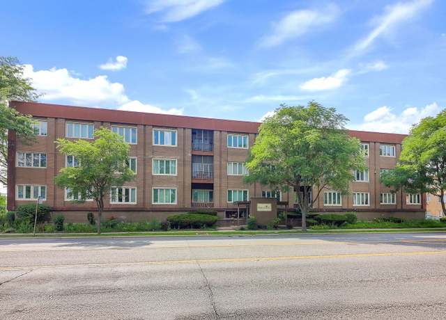 Property at 10048 S Pulaski Rd Unit 2B, Oak Lawn, IL 60453, 2 beds, 2 baths