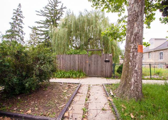 Property at 5441 N Linder Ave, Chicago, IL 60630, 3 beds, 2 baths
