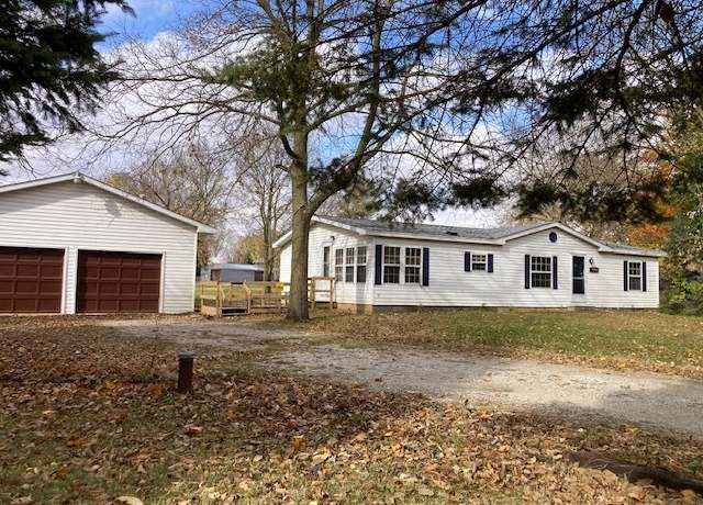 Property at 26110 Graystone Ct, Wilmington, IL 60481, 3 beds, 2 baths