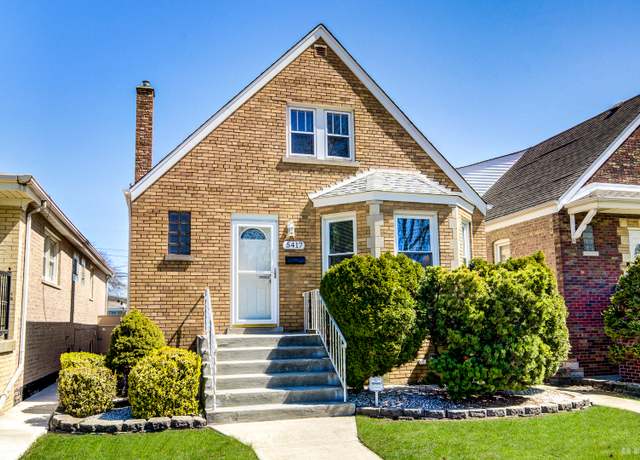 Property at 5417 S New England Ave, Chicago, IL 60638, 4 beds, 3 baths