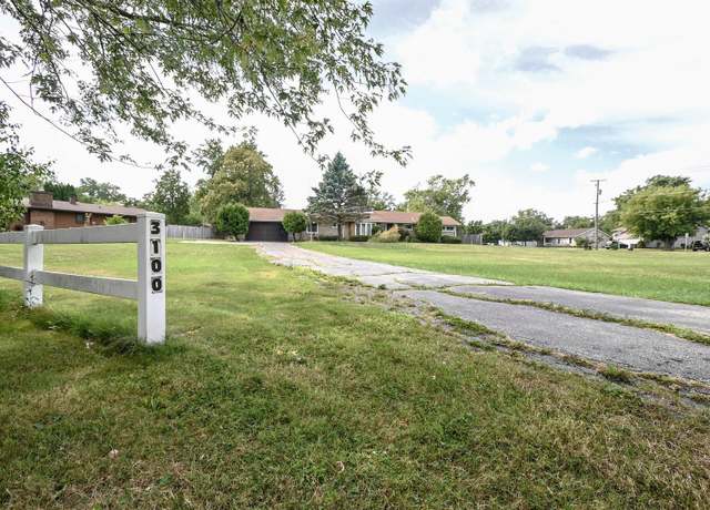 Property at 3100 Lebanon Ave, Zion, IL 60099, 3 beds, 1.5 baths