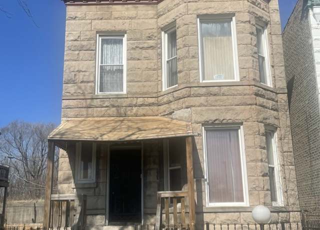 Property at 3906 W Fillmore St, Chicago, IL 60624, 6 beds, 3 baths