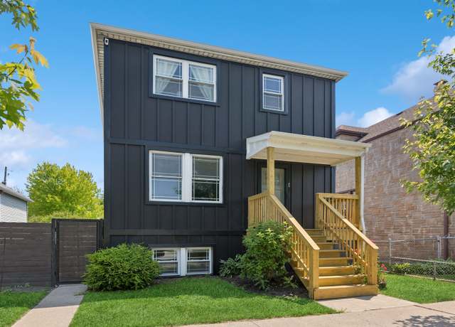 Property at 4825 W Ainslie St, Chicago, IL 60630, 5 beds, 4 baths