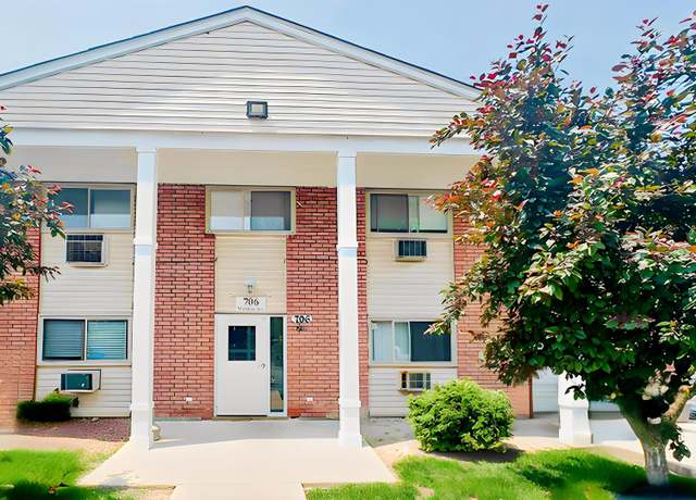 Property at 706 Marilyn Ave #206, Glendale Heights, IL 60139, 2 beds, 1 bath