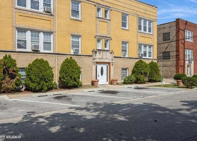 Property at 6441 W 18th St #2, Berwyn, IL 60402, 2 beds, 1 bath