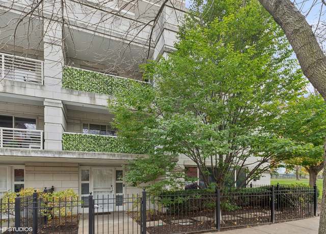 Property at 1515 S Prairie Ave #202, Chicago, IL 60605, 3 beds, 3 baths