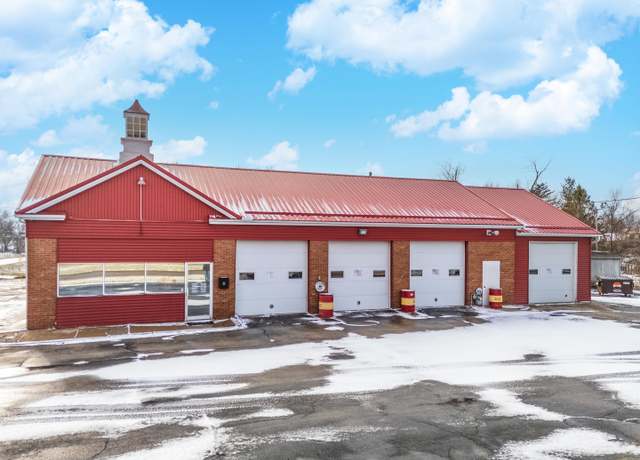 Property at 301 S Chestnut St, Leroy, IL 61752